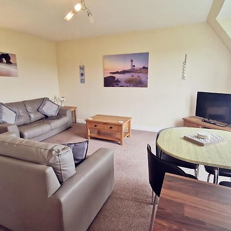 10 Isallt Lodges - Close To Beach - 2 Bed Apt Trearddur Exterior photo